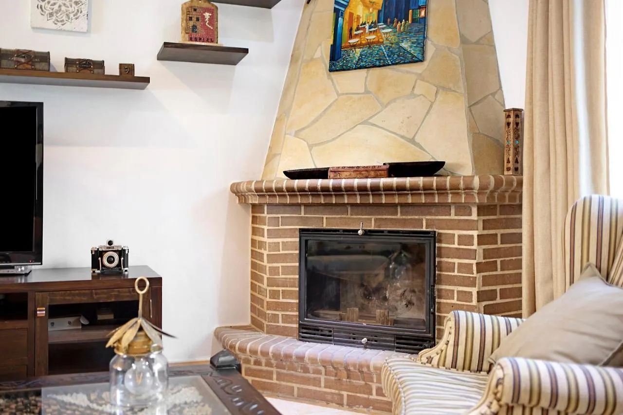 Country house Villa Viruta El Bosque Spain